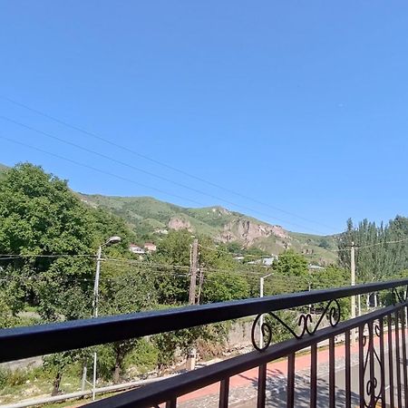 Mthnadzor Hotel Горис Екстериор снимка