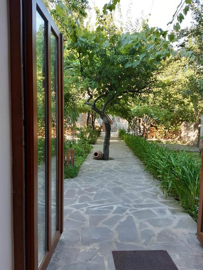 Mthnadzor Hotel Горис Екстериор снимка