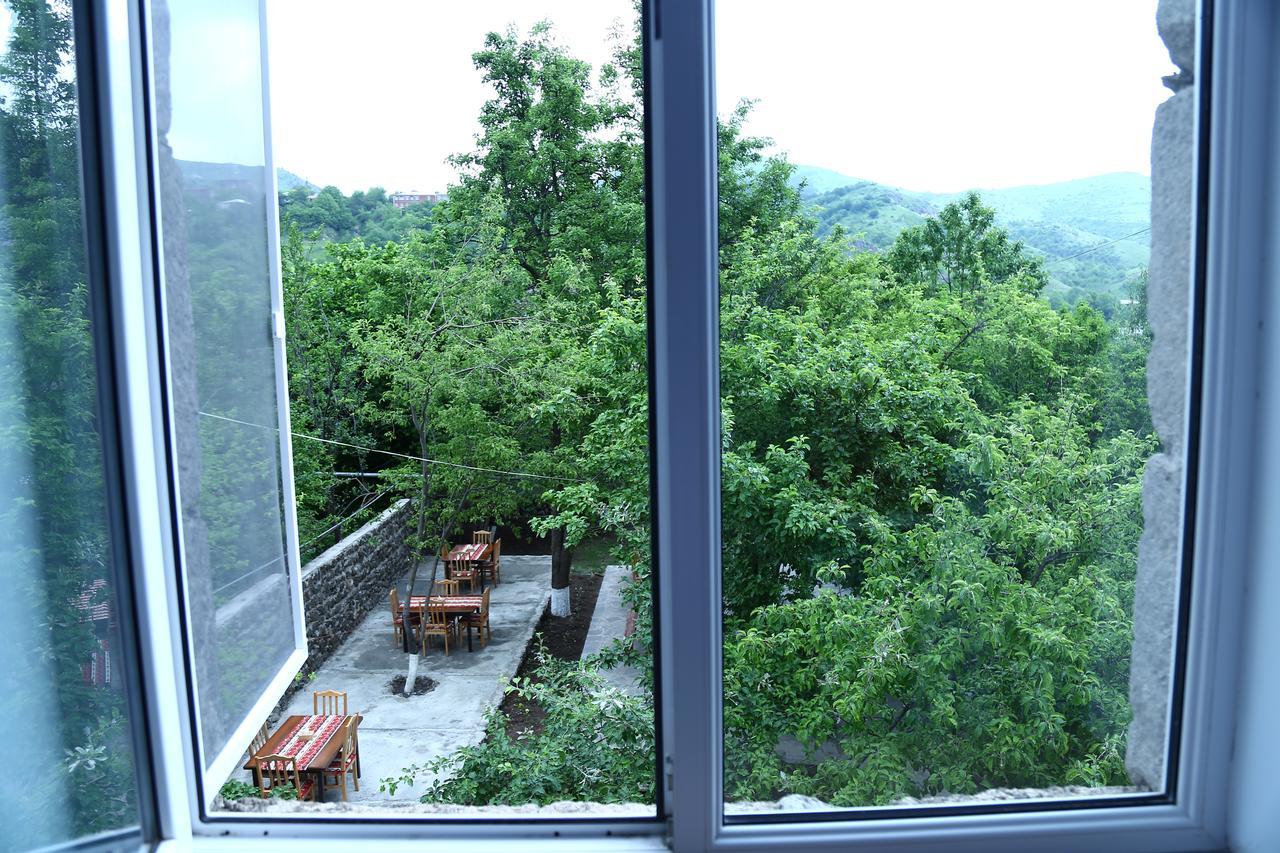 Mthnadzor Hotel Горис Екстериор снимка