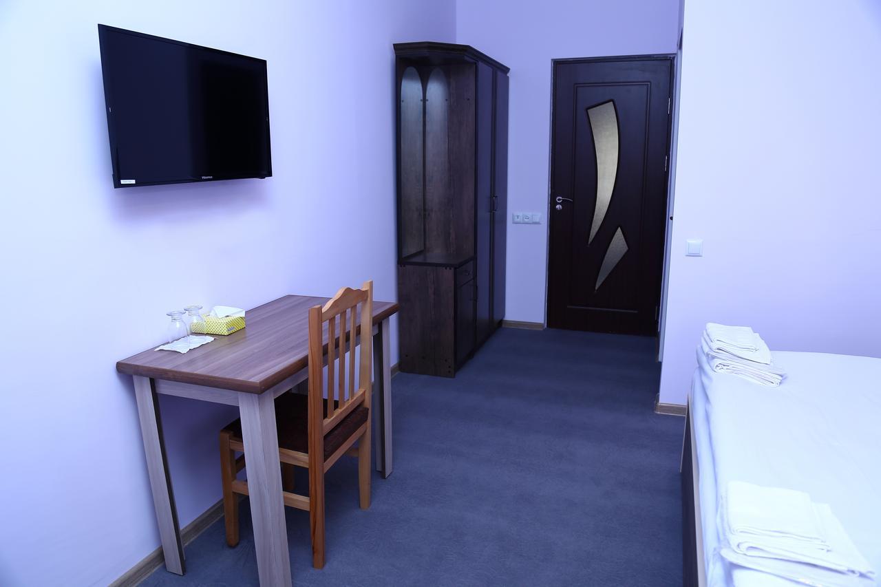 Mthnadzor Hotel Горис Екстериор снимка
